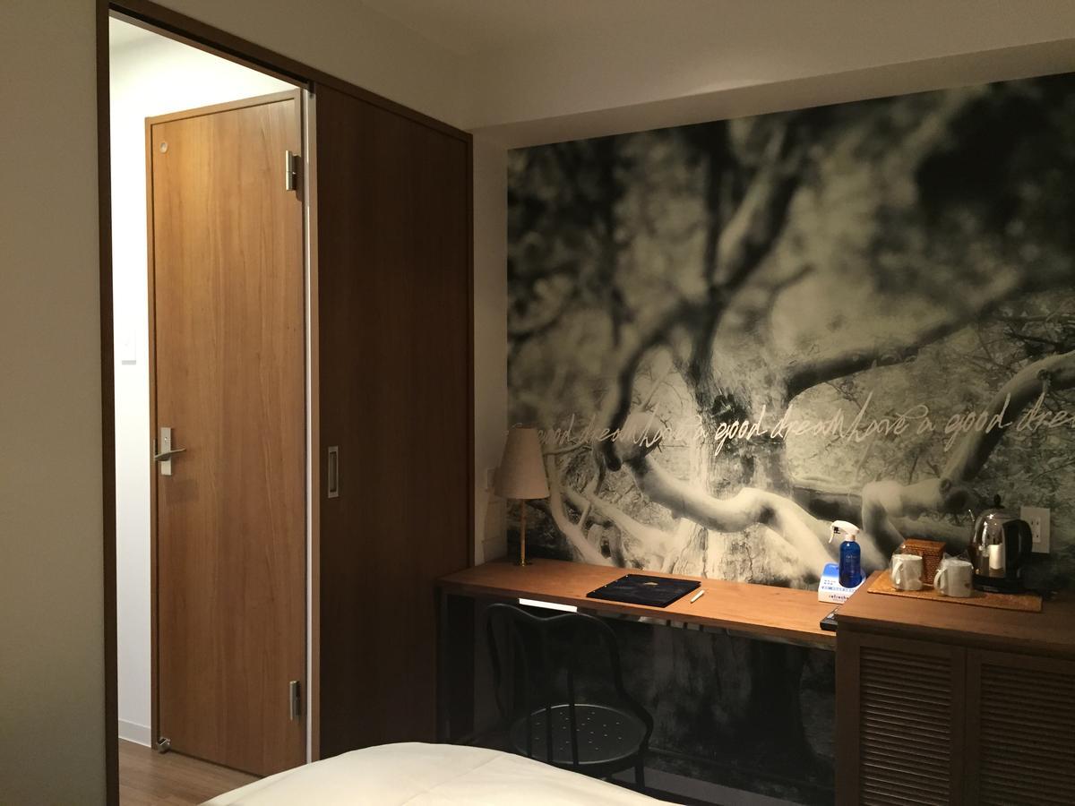The Wall Hotel Osaka Esterno foto