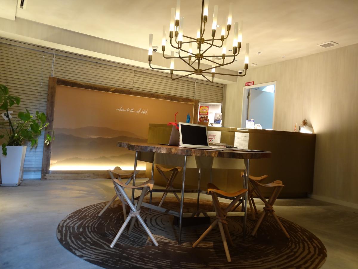 The Wall Hotel Osaka Esterno foto